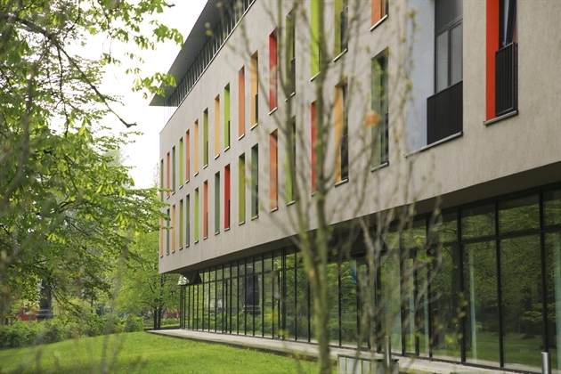 Hessische Finanzverwaltung: Internatsgebäude der Landesfinanzschule in Rotenburg a.d.F.