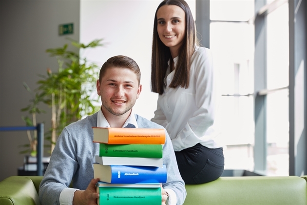 Hessische Finanzverwaltung Als Ausbilder Ausbildungsplatze Infos Und Mehr Azubiyo