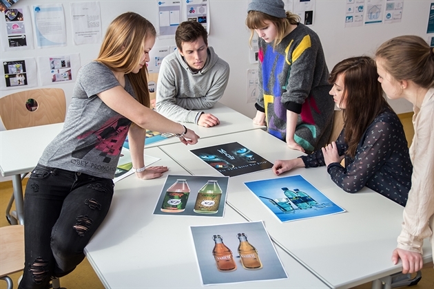 Medienschule Babelsberg (BFS): …diskutieren Medienschule Babelsberg (BFS): …diskutieren