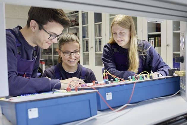 Stromnetz Hamburg GmbH: Automatisch intelligent. Diese Ausbildung ist beides! Ausbildung zum Elektroniker für Automatisierungstechnik (w/m/d)