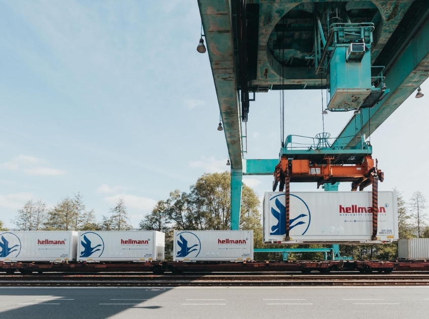 Hellmann Worldwide Logistics Germany GmbH & Co. KG: Rail