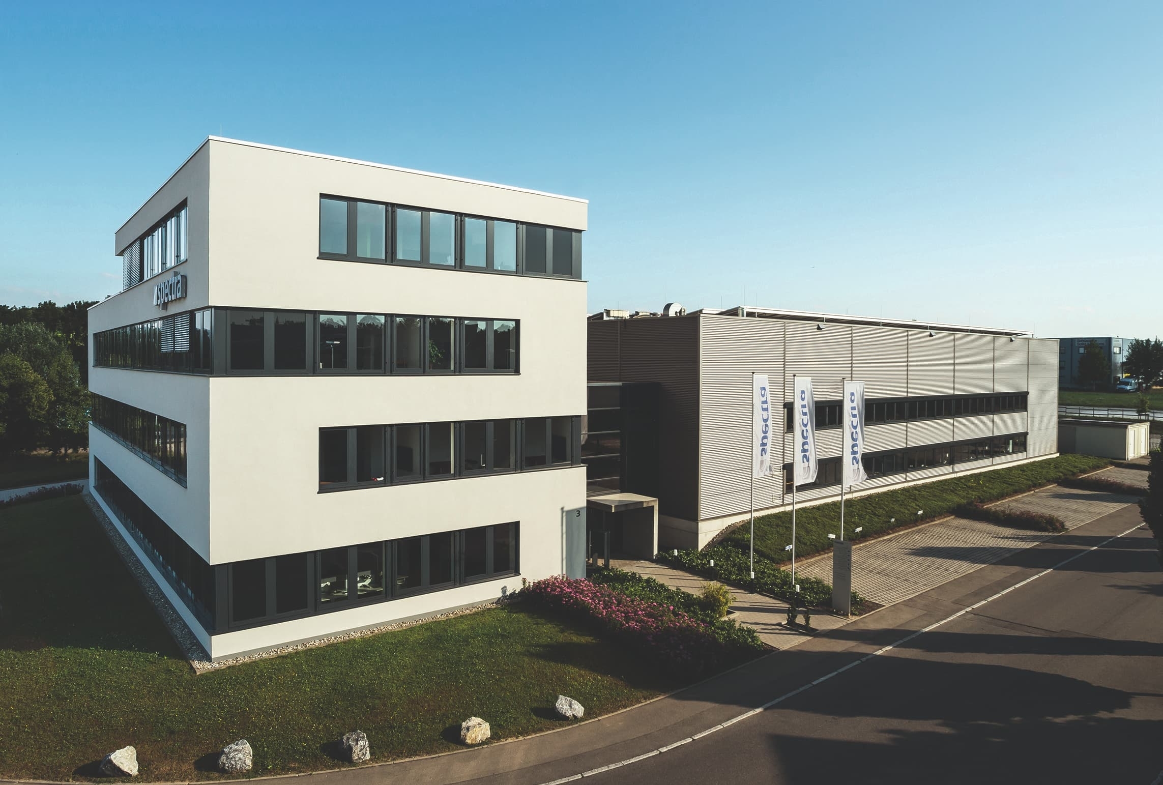 Spectra GmbH & Co. KG Bild 1