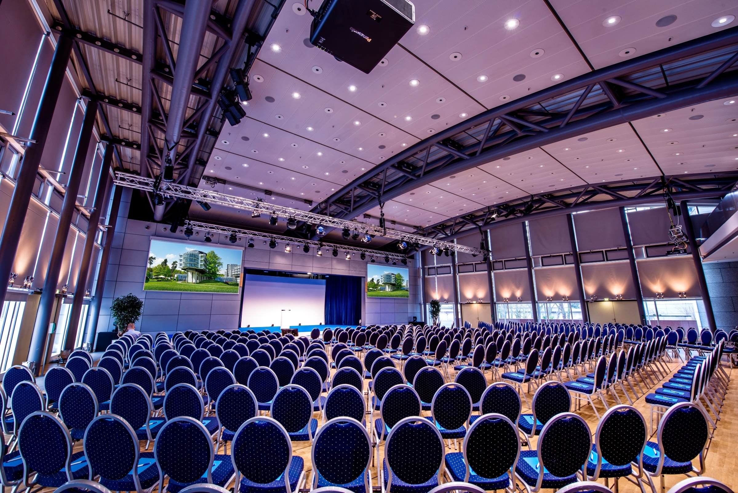 OSV Hotel- und Kongress GmbH & Co. Betriebs KG Bild 7