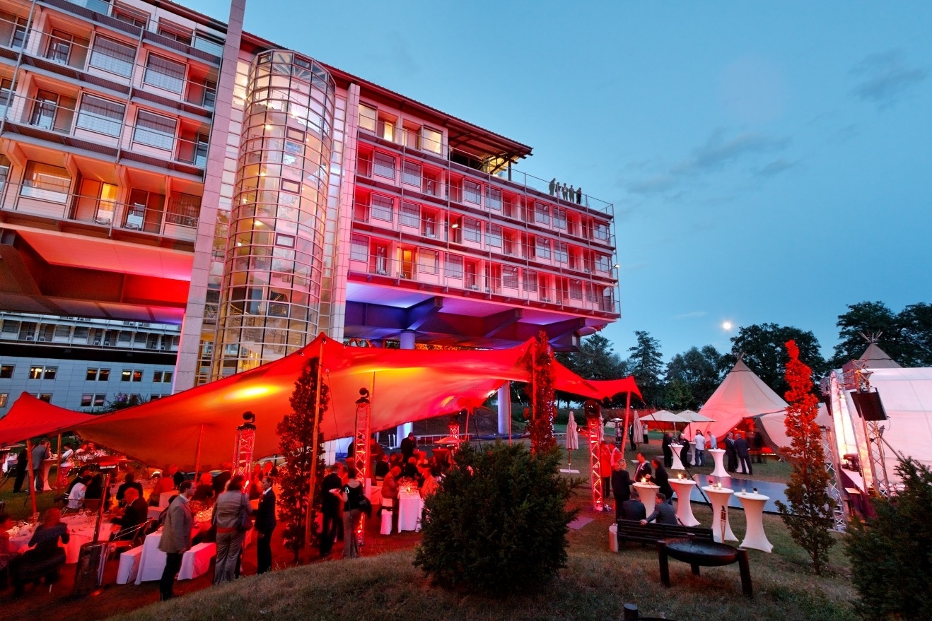 OSV Hotel- und Kongress GmbH & Co. Betriebs KG Bild 2
