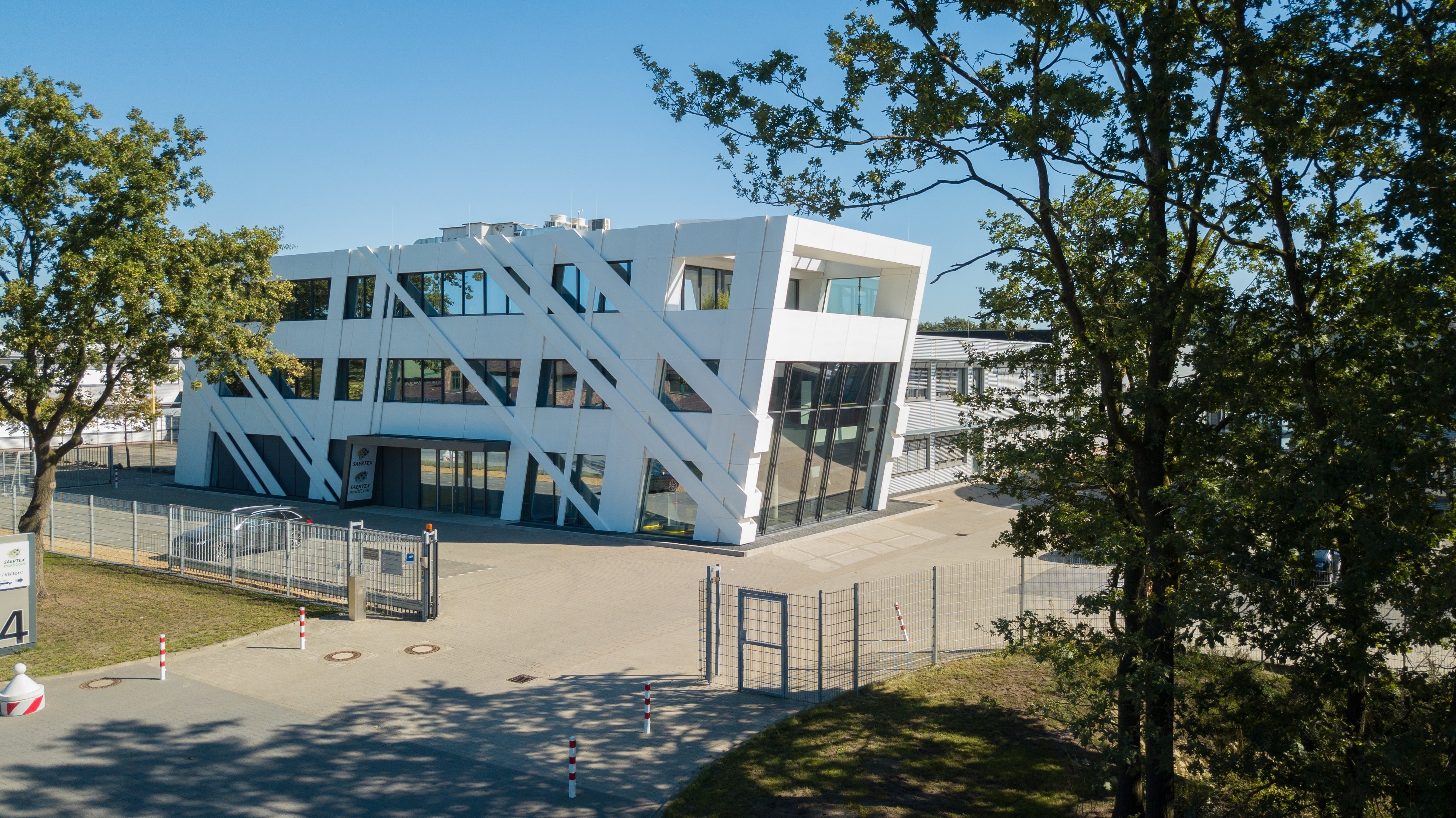 SAERTEX GmbH & Co. KG Bild 1