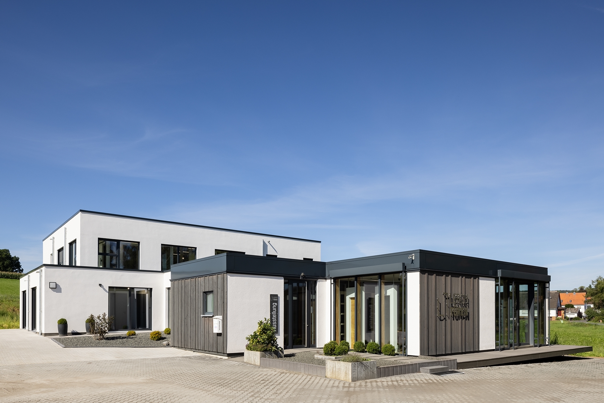 Lerch-Türen GmbH Bild 1