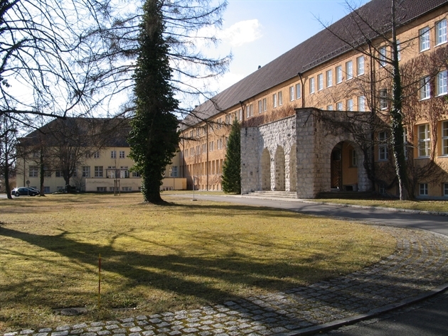 Bayerisches Landesamt für Steuern (Nürnberg): Hochschule für den öffentlichen Dienst in Bayern, Herrsching