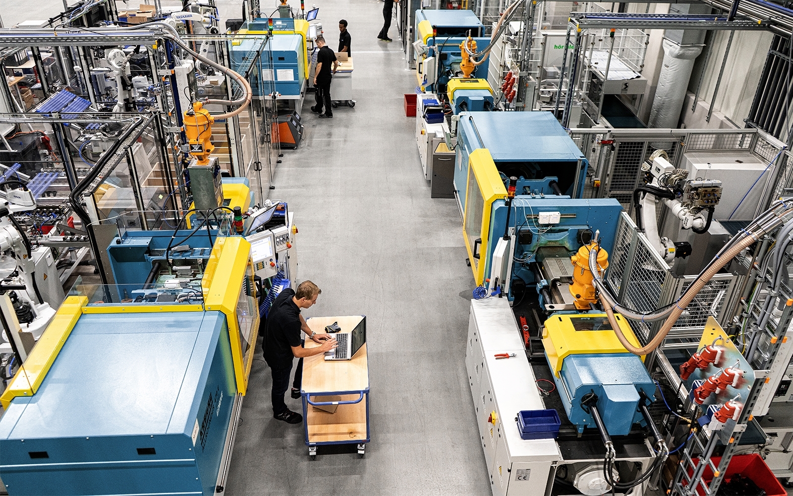 KE Elektronik GmbH Bild 8