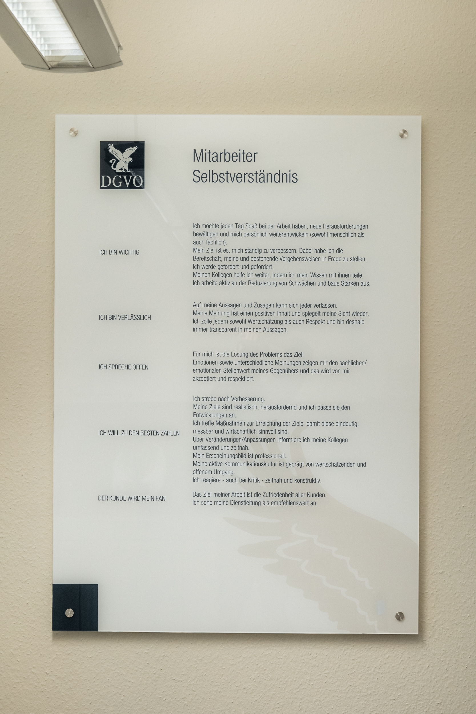 Deutsche Gesellschaft für Versicherungsoptimierung mbH & Co. KG Bild 4