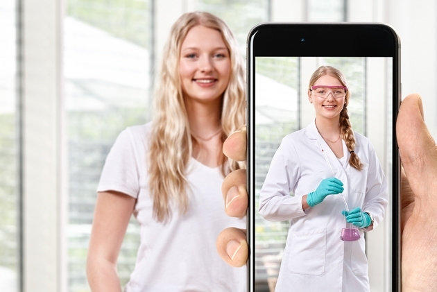 Evonik Industries AG: Zwischen Apparaturen, Computern und Messgeräten - Nina macht ihre Ausbildung zur Chemielaborantin.