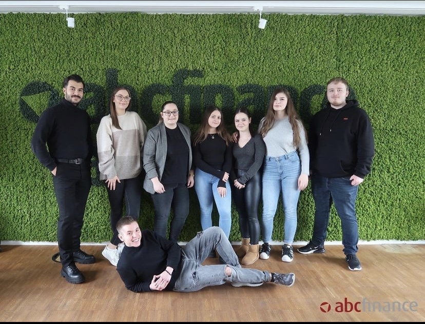 abcbank GmbH: Azubis 1. Lehrjahr 2021