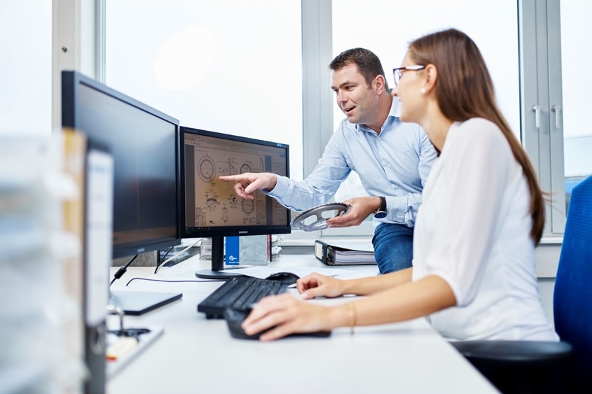 ERNST Umformtechnik GmbH: IT-Fachinformatiker (mwd) - Computer sind genau Dein Ding