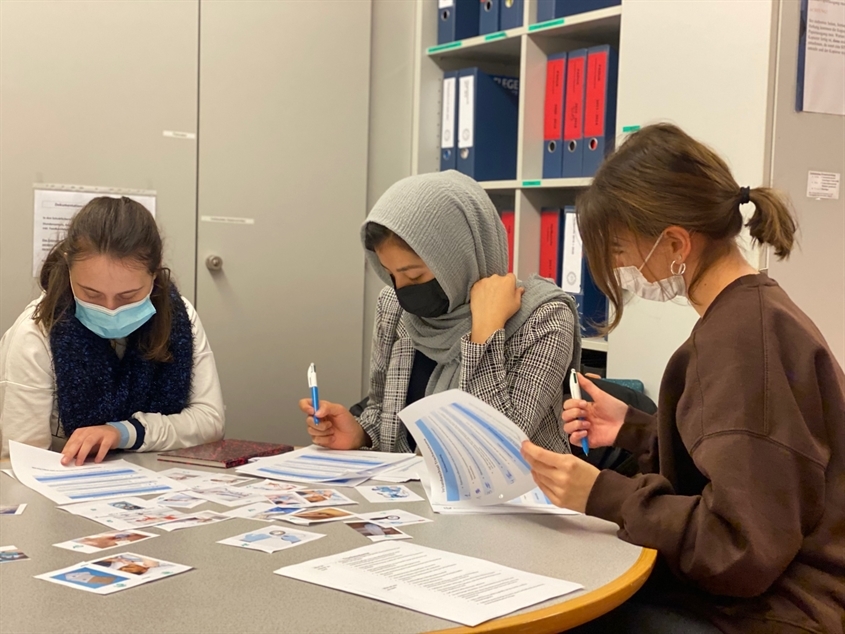 KRANKENHAUS REINBEK ST. ADOLF-STIFT GmbH: Gruppenarbeit in der Pflegeschule