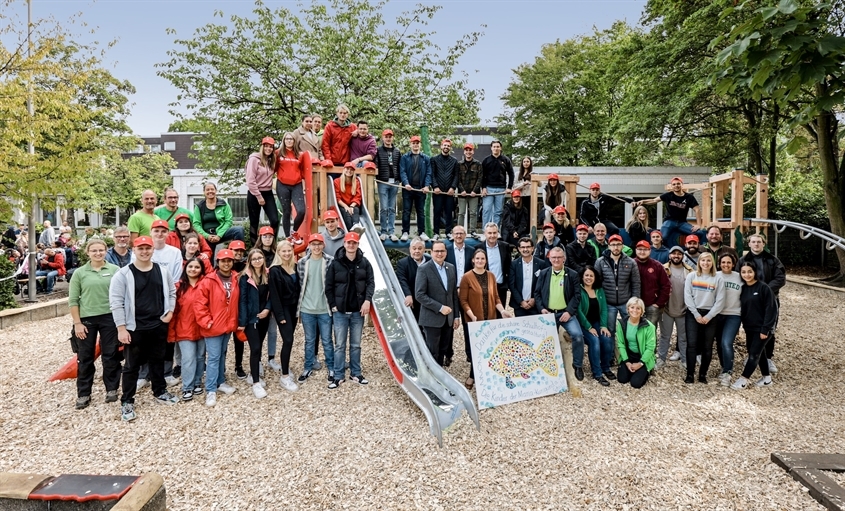 Sparkasse Essen: Spielplatzbau 2022 Sparkasse Essen: Spielplatzbau 2022