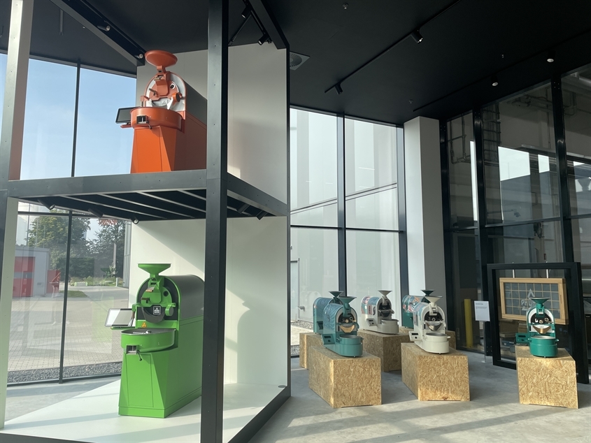 PROBAT SE: PROBAT - Foyer Fertigung  PROBAT SE: PROBAT - Foyer Fertigung