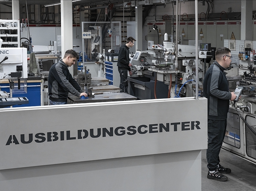 Bott GmbH & Co. KG: Ausbildungscenter