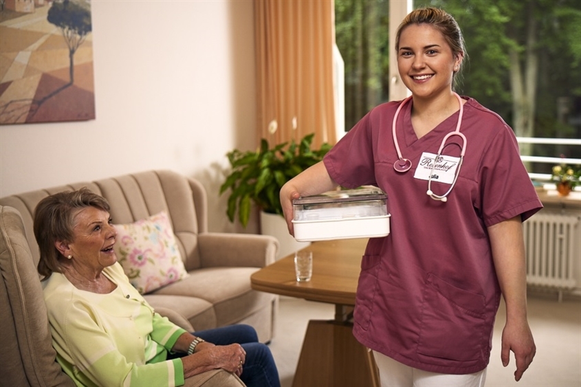 Rosenhof Seniorenwohnanlagen GmbH: Ausbildung zur Pflegefachkraft (m/w/d)  Rosenhof Seniorenwohnanlagen GmbH: Ausbildung zur Pflegefachkraft (m/w/d)