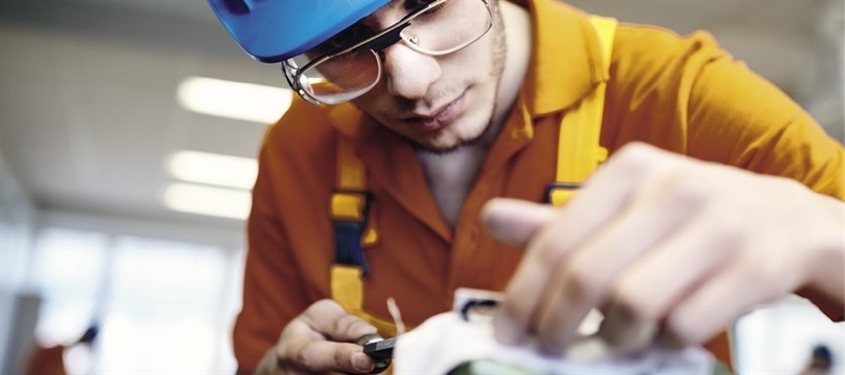 Constellium Extrusions Deutschland GmbH: Maschinen haben Dich schon immer interessiert?