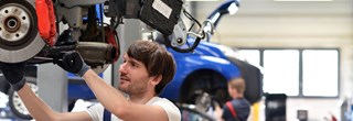 Karosserie- und Fahrzeugbaumechaniker Ausbildung