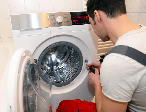 Installation einer Waschmaschine