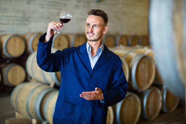 Qualität des Weines kontrollieren